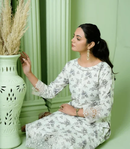 luxury evening gown women