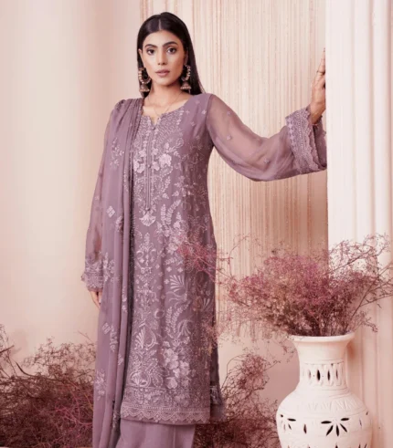 embroidered lawn dress Pakistan